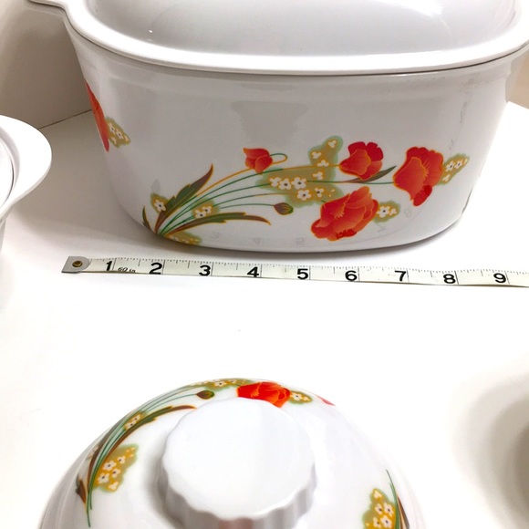 Vintage Melamine Ware Dinner Set - Picture 7 of 8